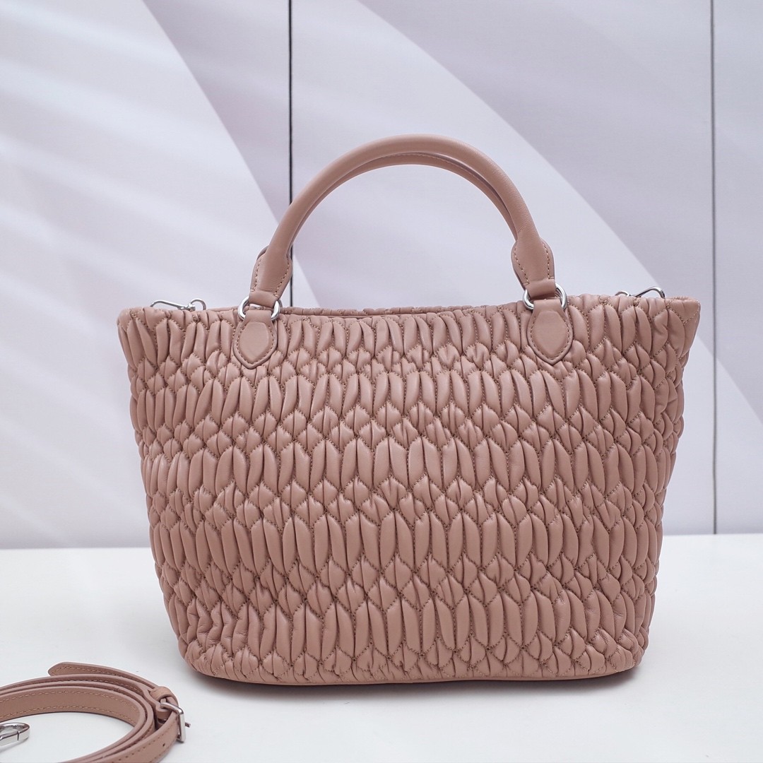 미우미우 마테라쎄 크리스탈 체인 투웨이 토트백