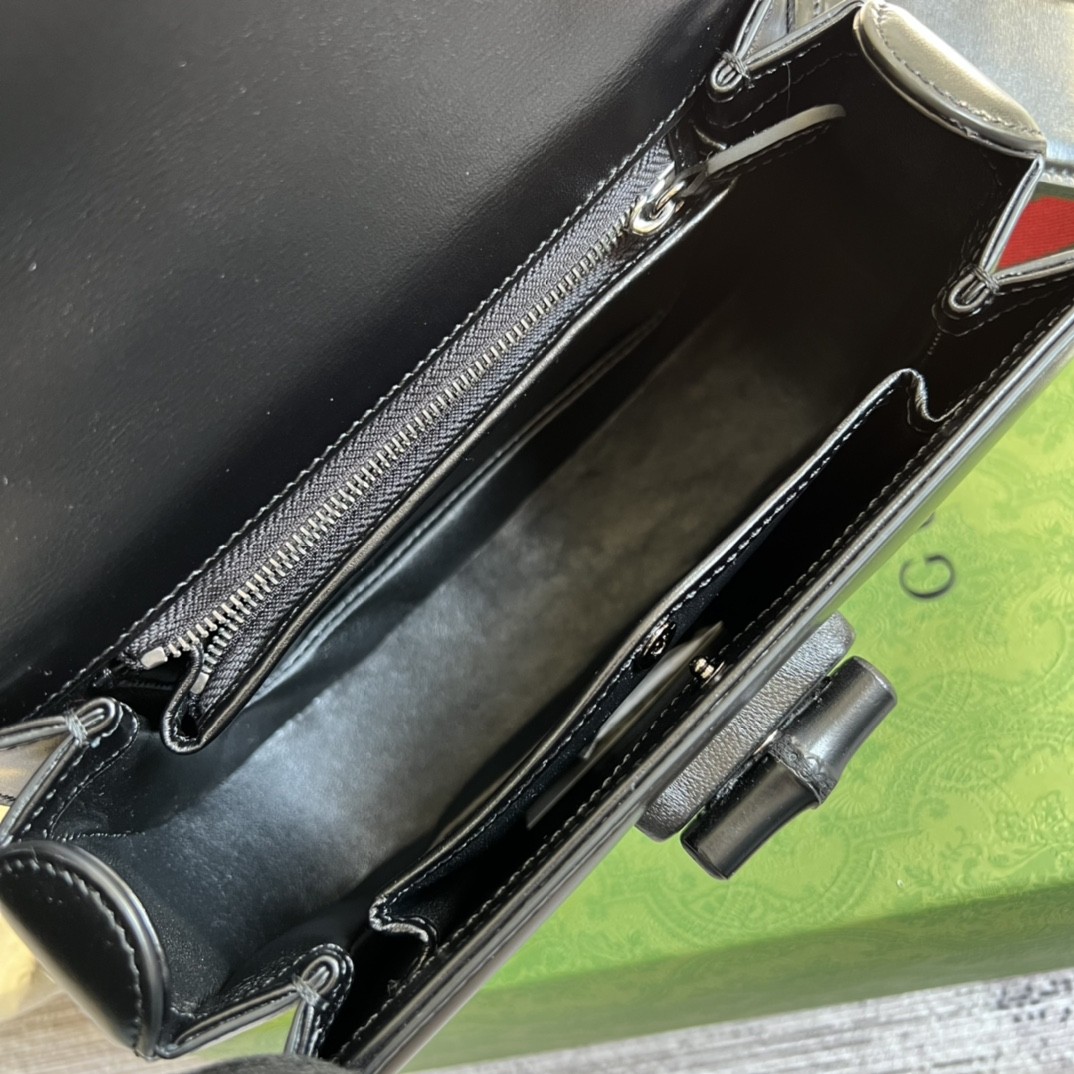 구찌 GUCCI 뱀부 1947 스몰 탑 핸들백