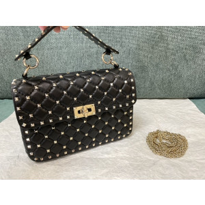 발렌티노 락스터드 스파이크 숄더백