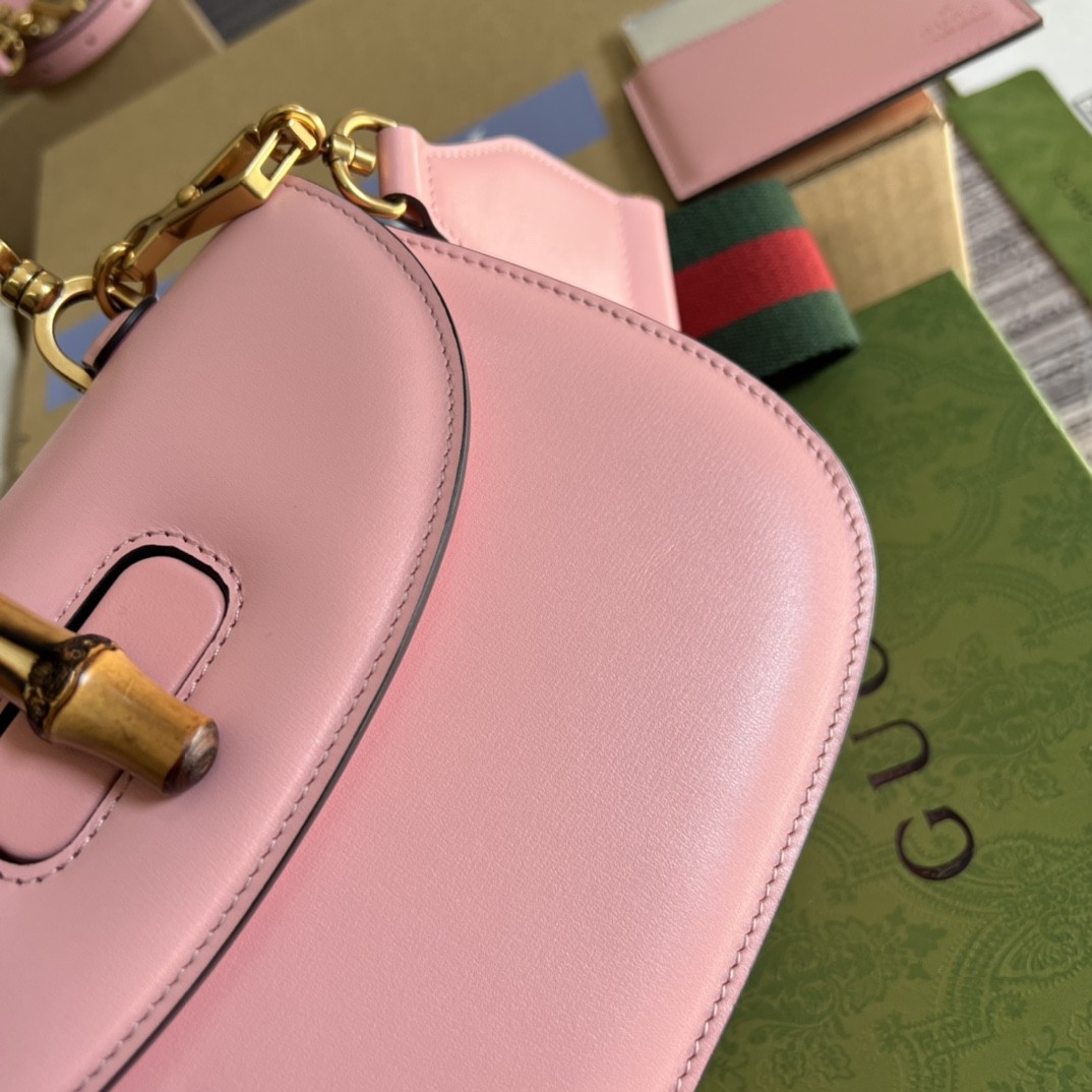 구찌 GUCCI 뱀부 1947 스몰 탑 핸들백