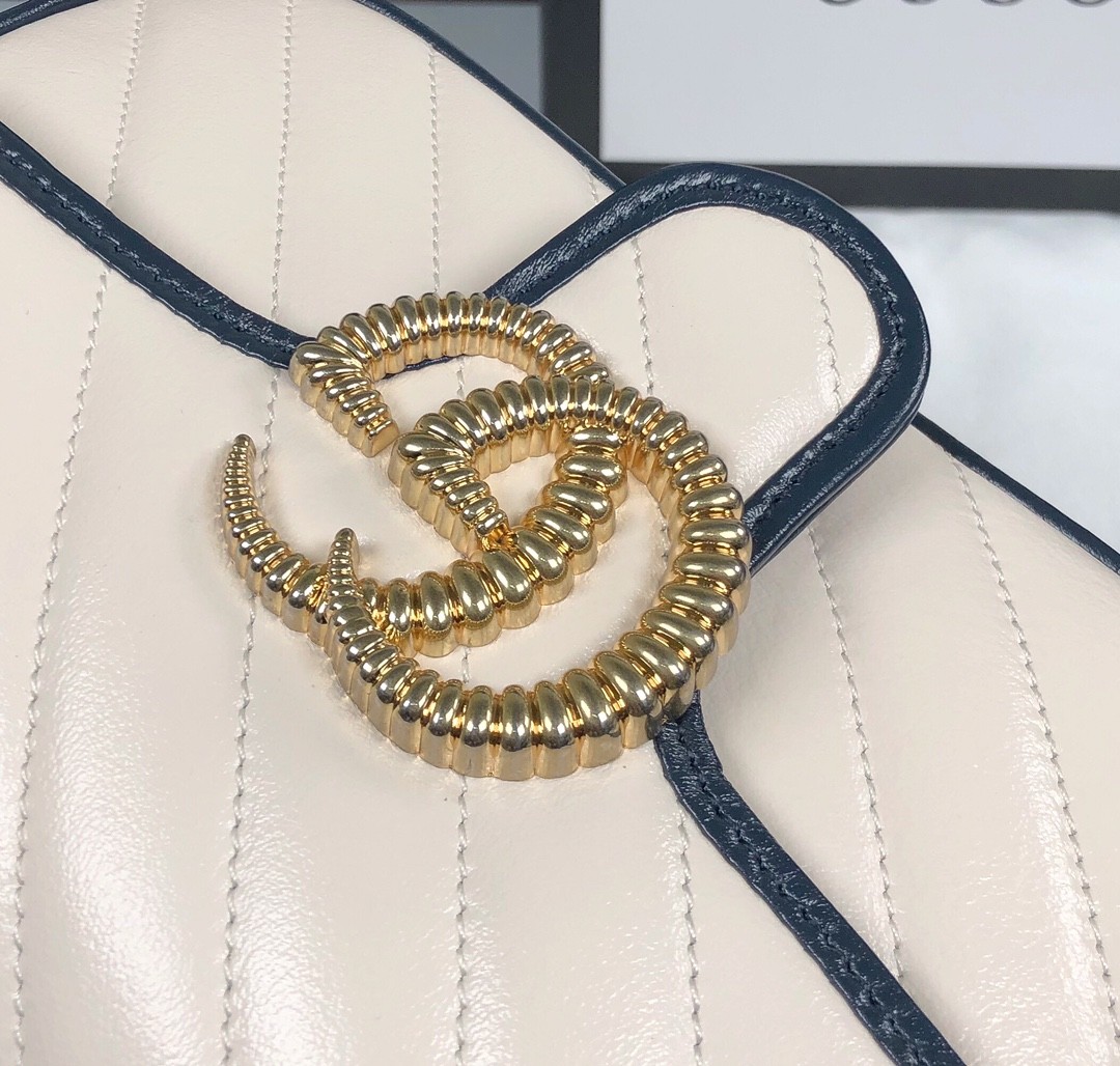 구찌 GUCCI GG 마몬트 마틀라세 스몰 숄더 백