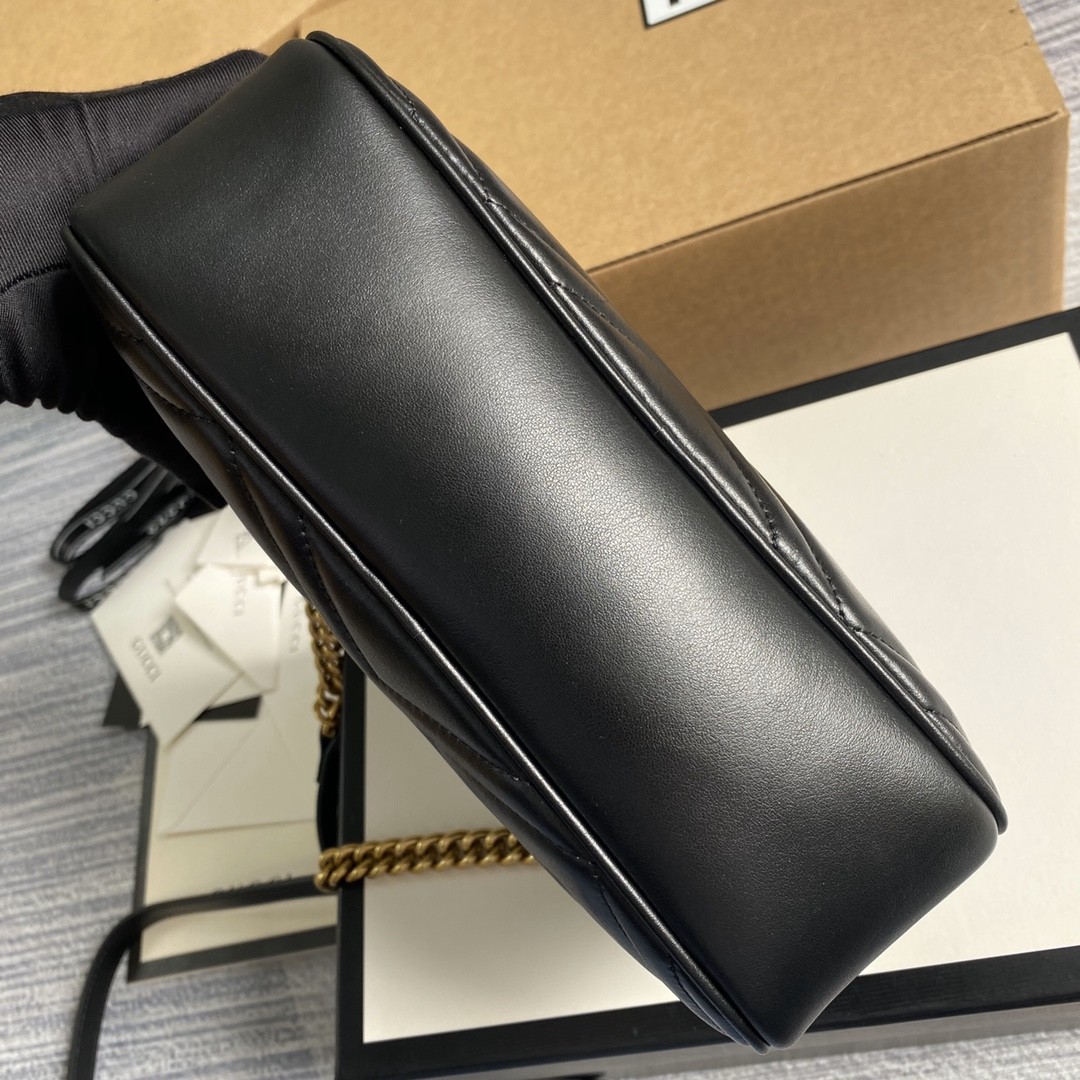 구찌 GUCCI GG 마몬트 마틀라세 쉐브론 스몰 숄더백