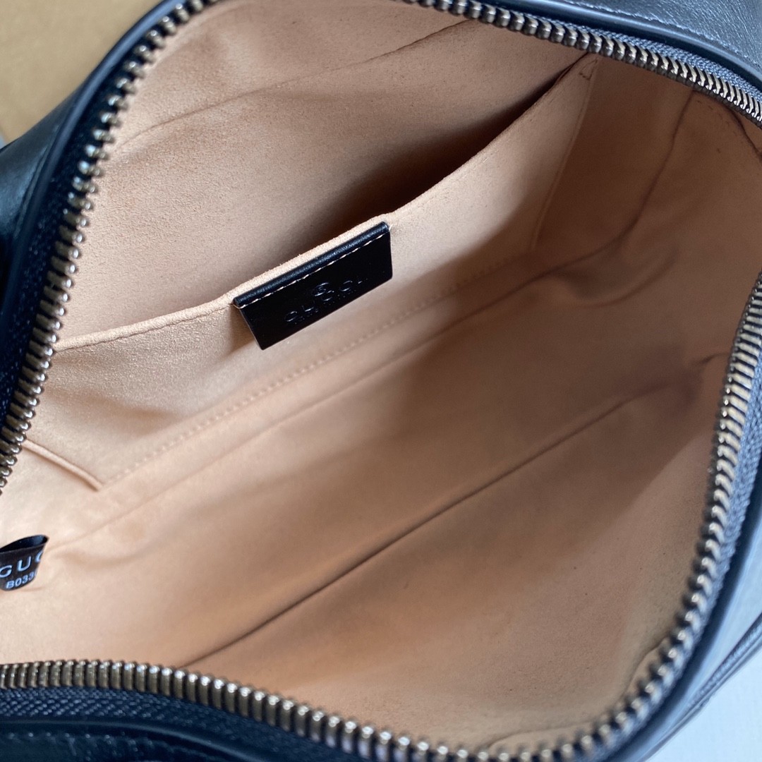 구찌 GUCCI GG 마몬트 마틀라세 쉐브론 스몰 숄더백