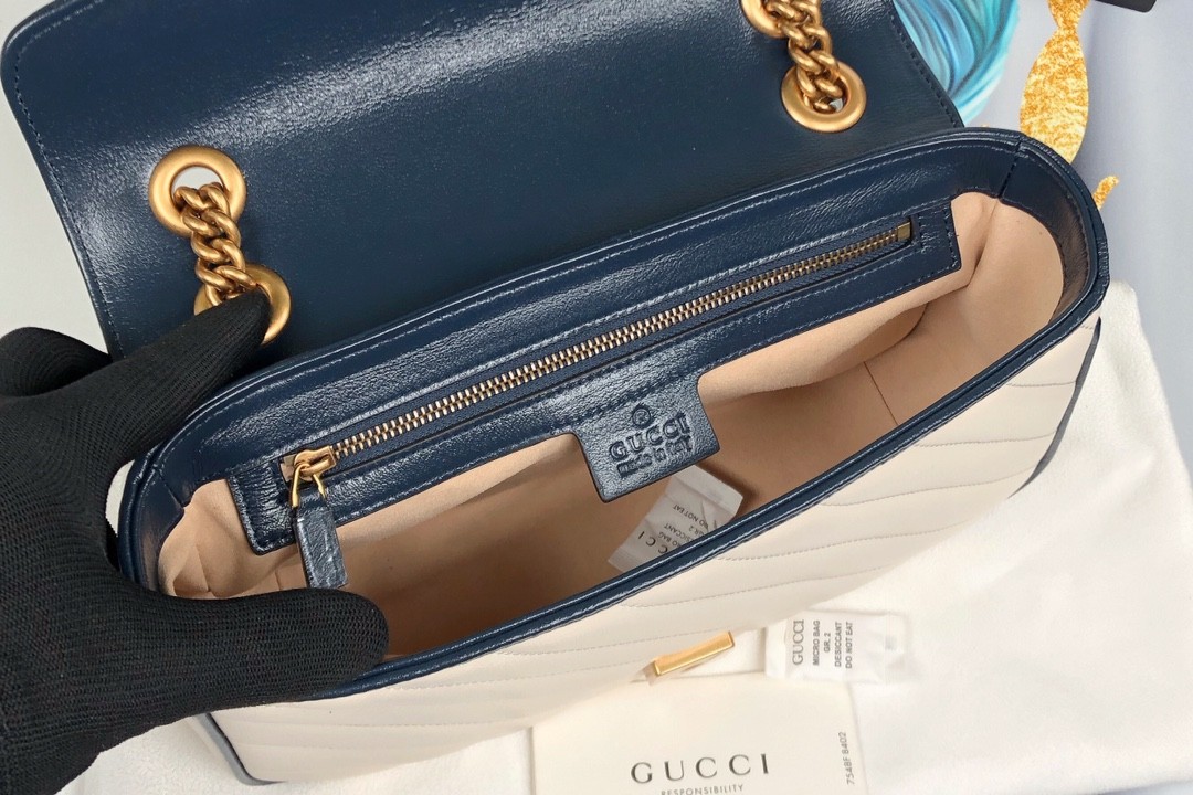 구찌 GUCCI GG 마몬트 마틀라세 스몰 숄더 백