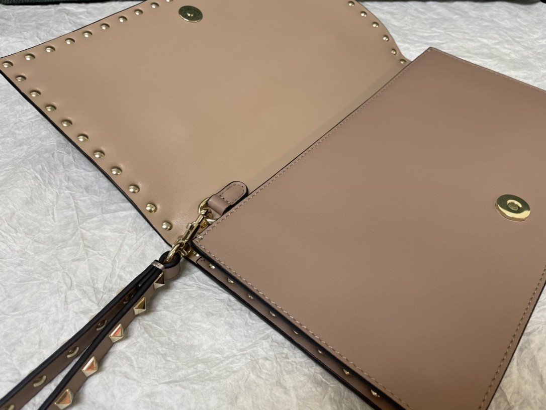 발렌티노 클러치백