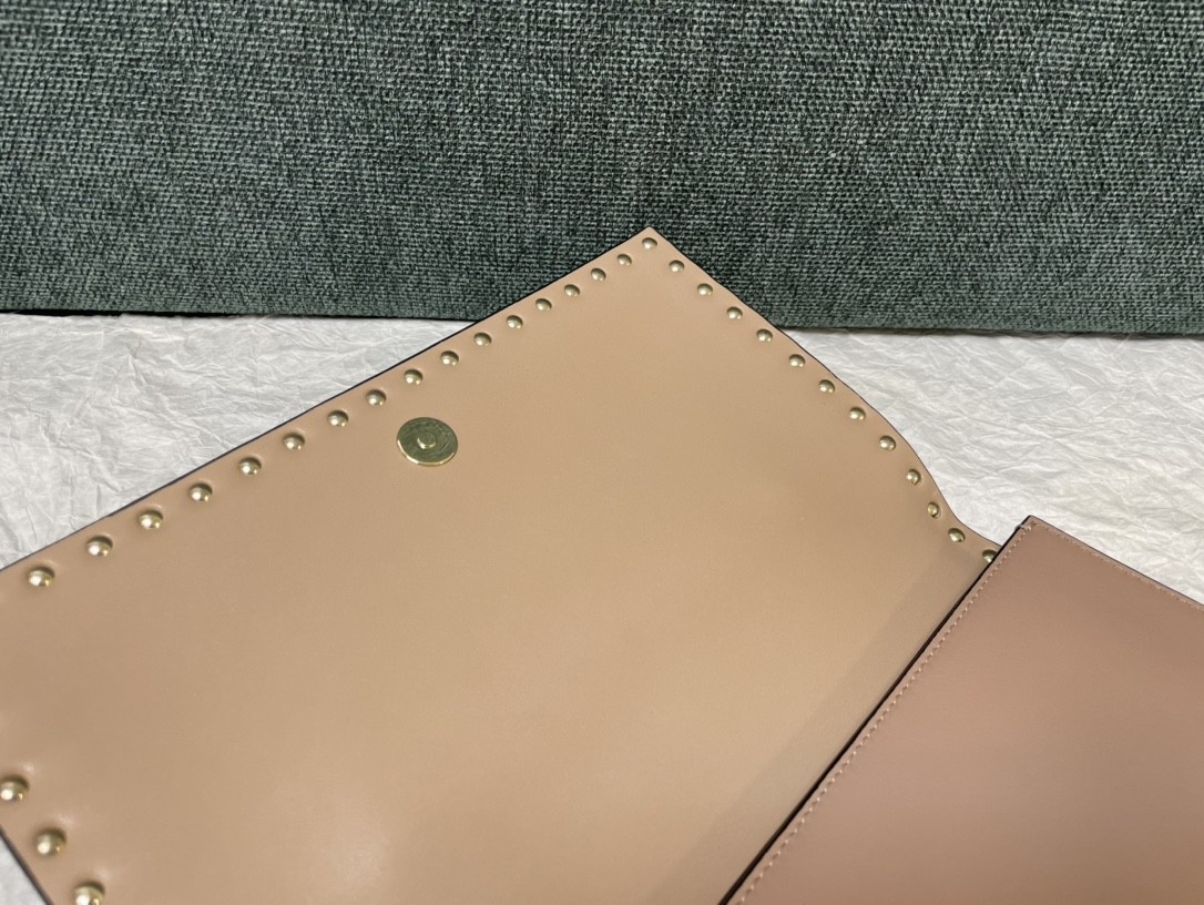 발렌티노 클러치백