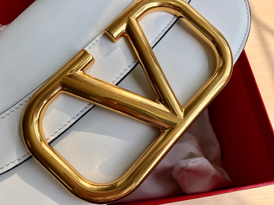 발렌티노 숄더백