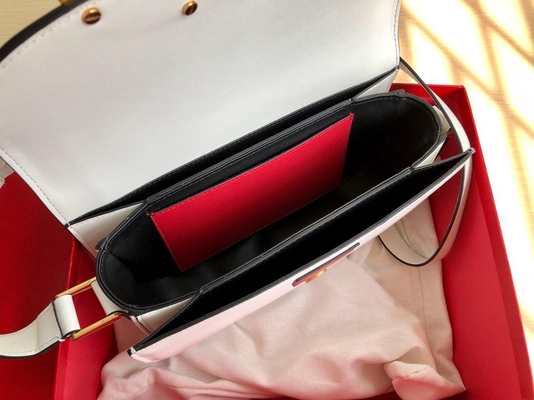 발렌티노 숄더백