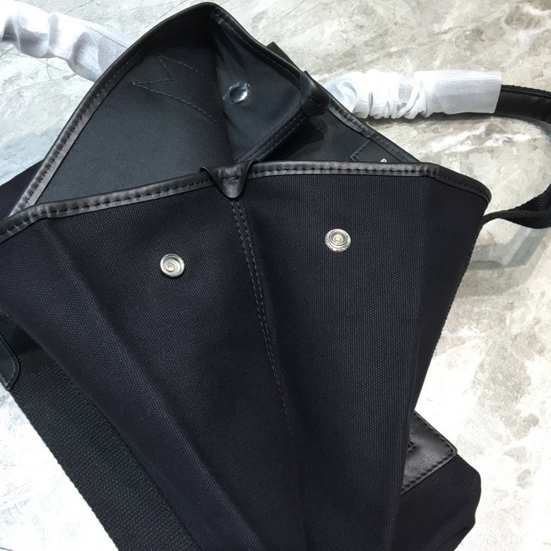 발렌시아가 카바스 토트백