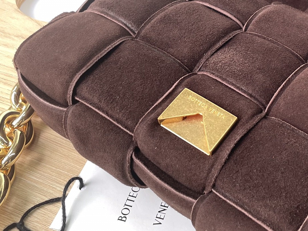 보테가베네타 숄더백