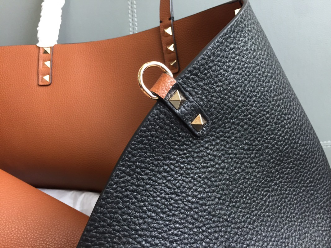 발렌티노 토트백