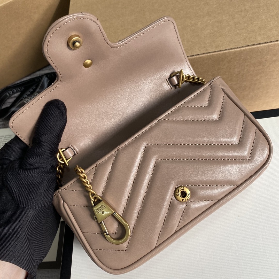 구찌 GUCCI GG 마몬트 마틀라세 슈퍼 미니 백