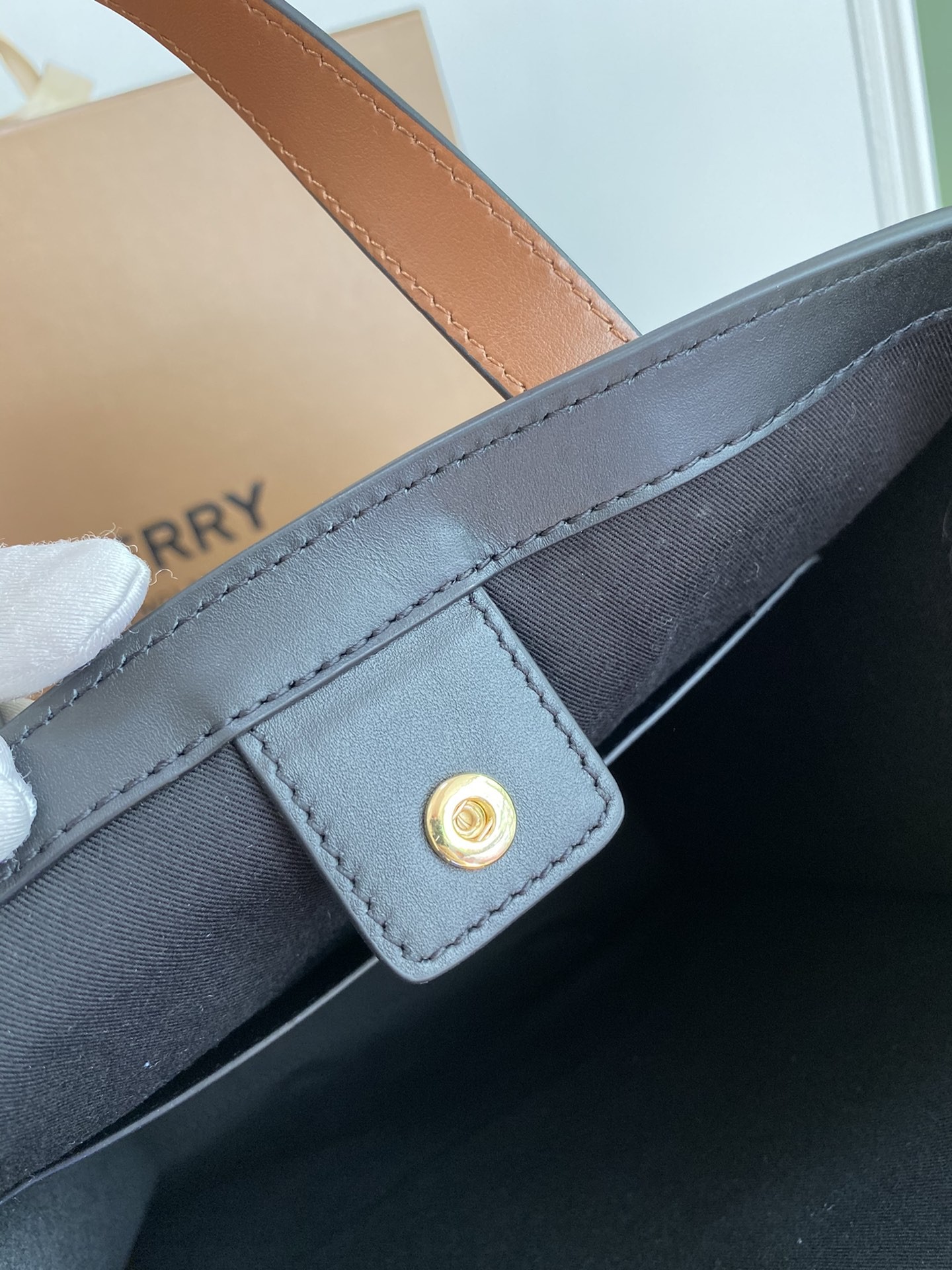 버버리 여성 토트 백