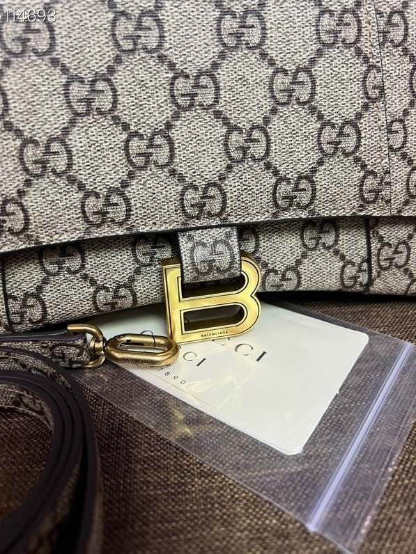 구찌 발렌시아가 해커 프로젝트 스몰 아워글래스