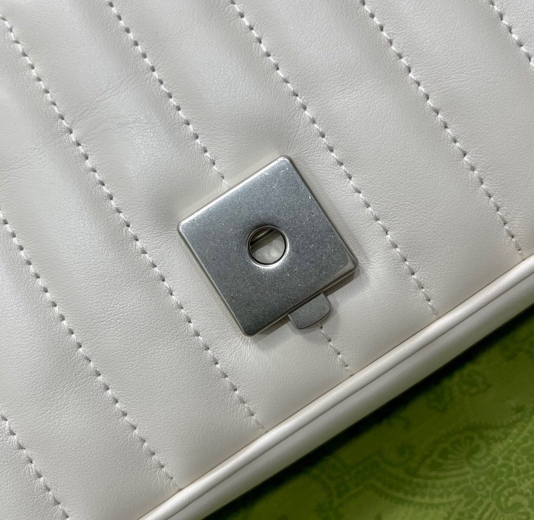 구찌 GUCCI 마몬트 마틀라세 스몰 숄더 백