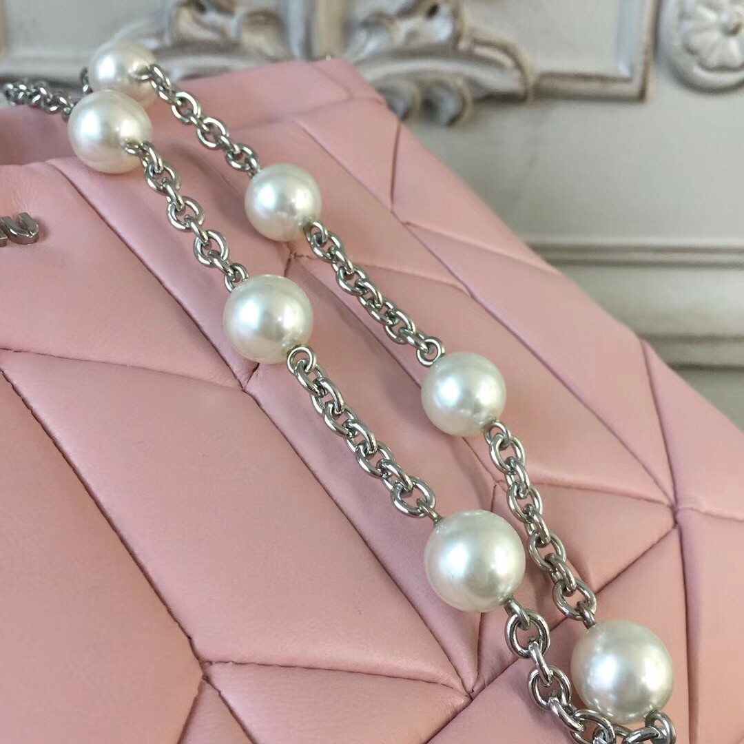 미우미우 숄더백