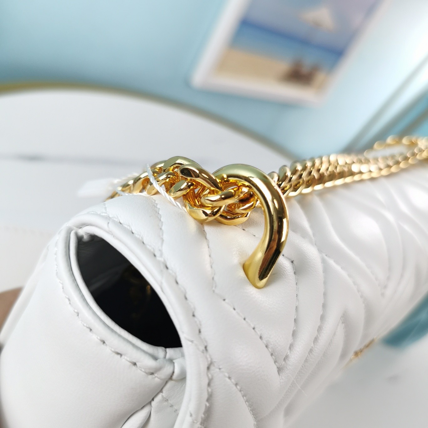 미우미우 마틀라세 체인 숄더백