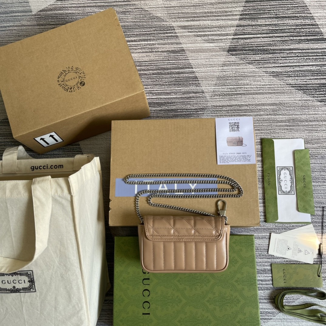 구찌 GUCCI 마몬트 마틀라세 슈퍼 미니 백