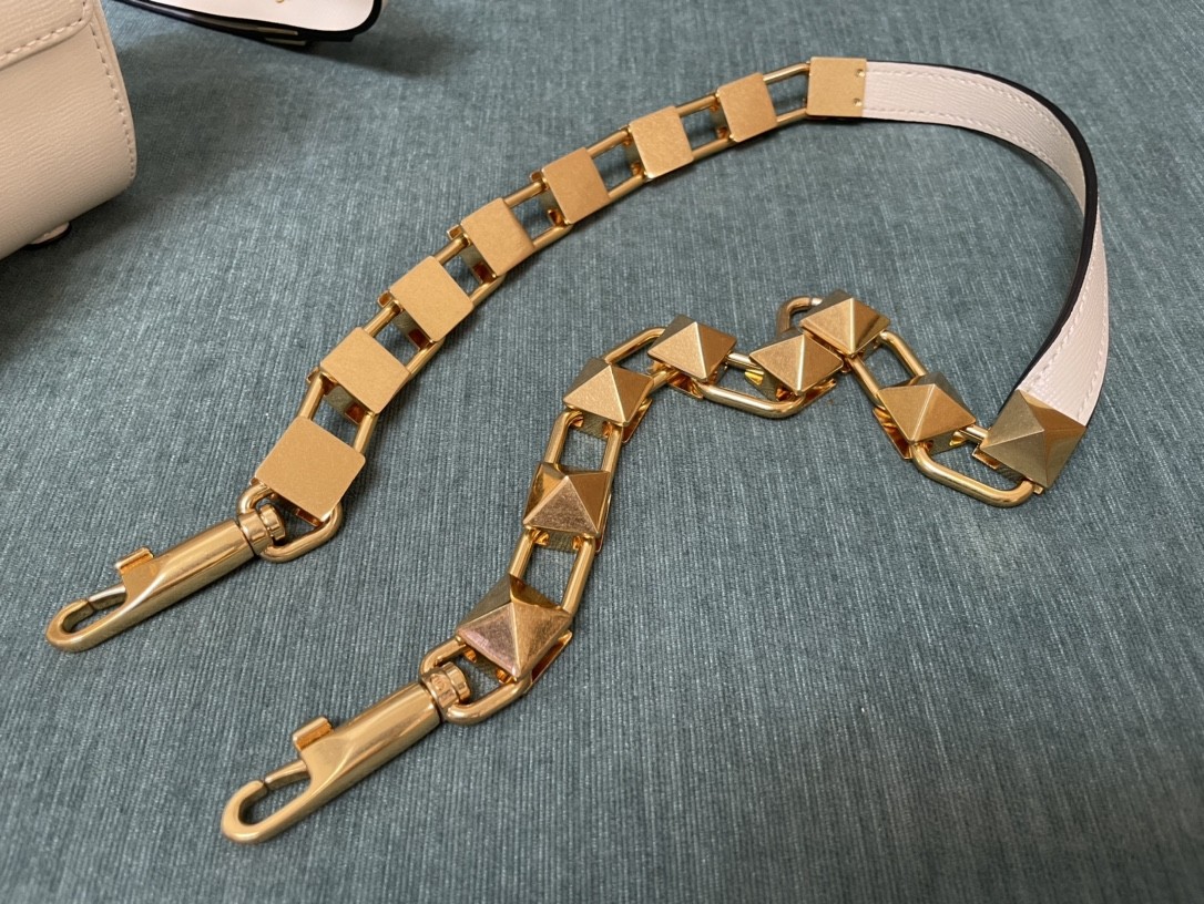 발렌티노 숄더백