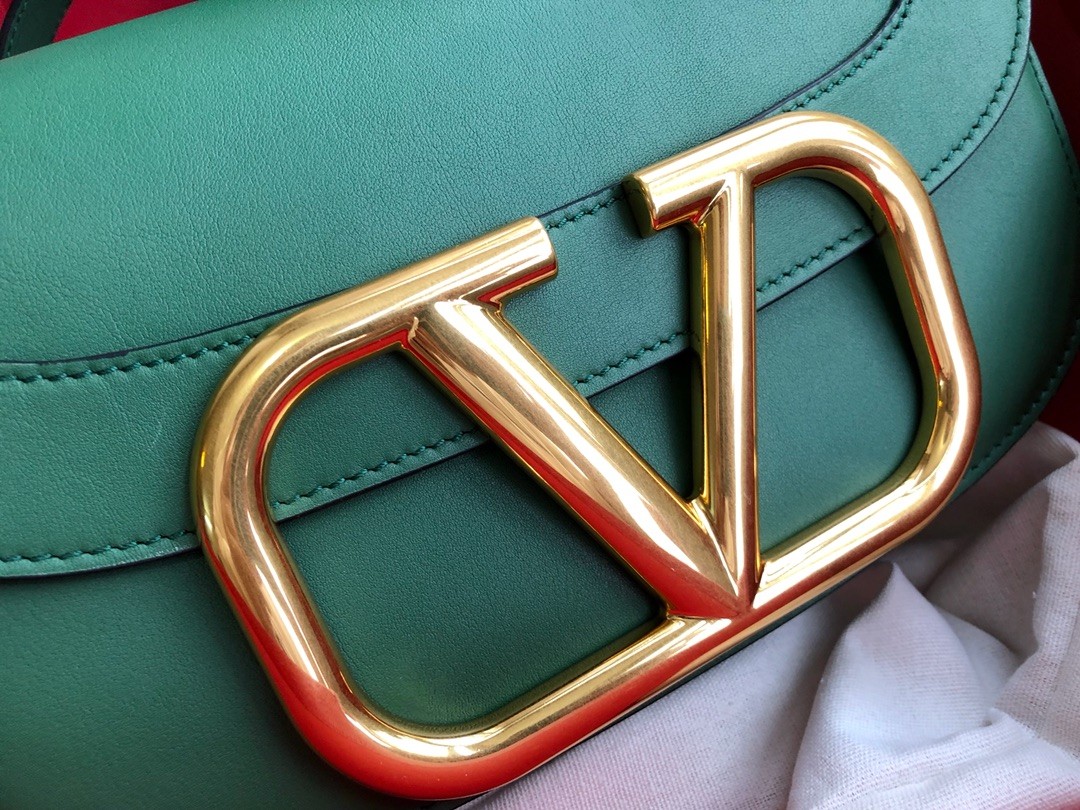 발렌티노 숄더백