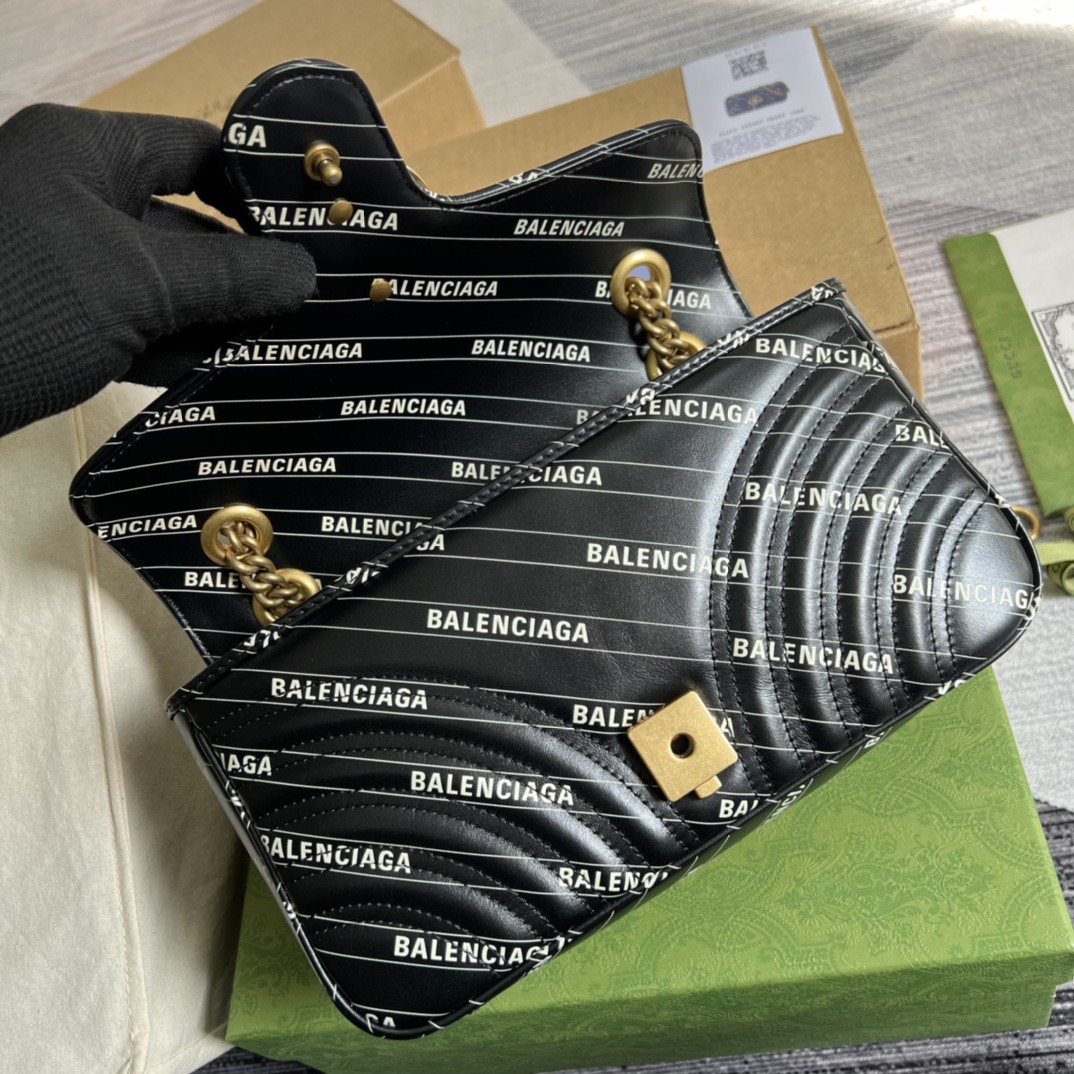 구찌 GUCCI GG 마몬트 마틀라세 숄더백