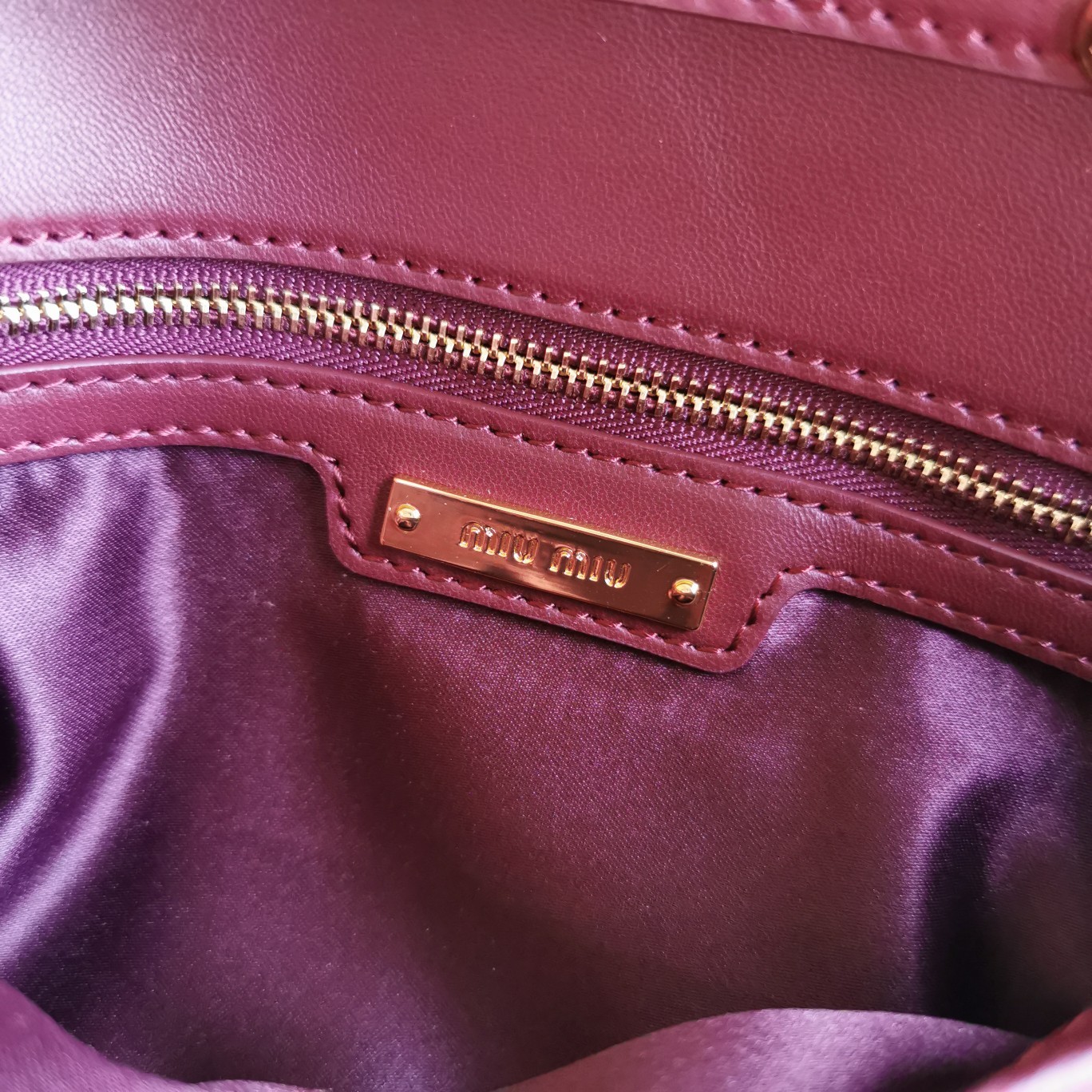 미우미우 마테라쎄 숄더백 미니