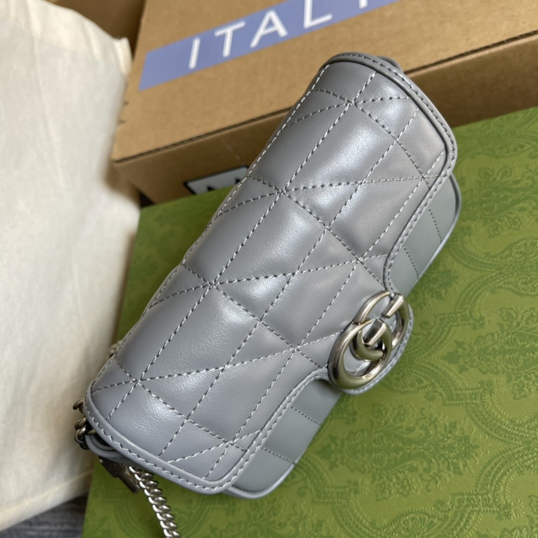 구찌 GUCCI GG 마몬트 마틀라세 슈퍼 미니 백