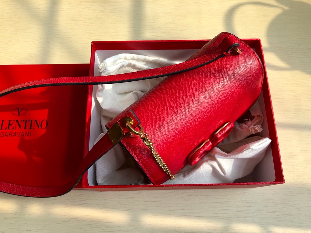 발렌티노 가라바니 숄더백