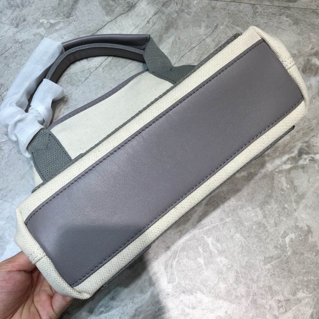 발렌시아가 쇼퍼백