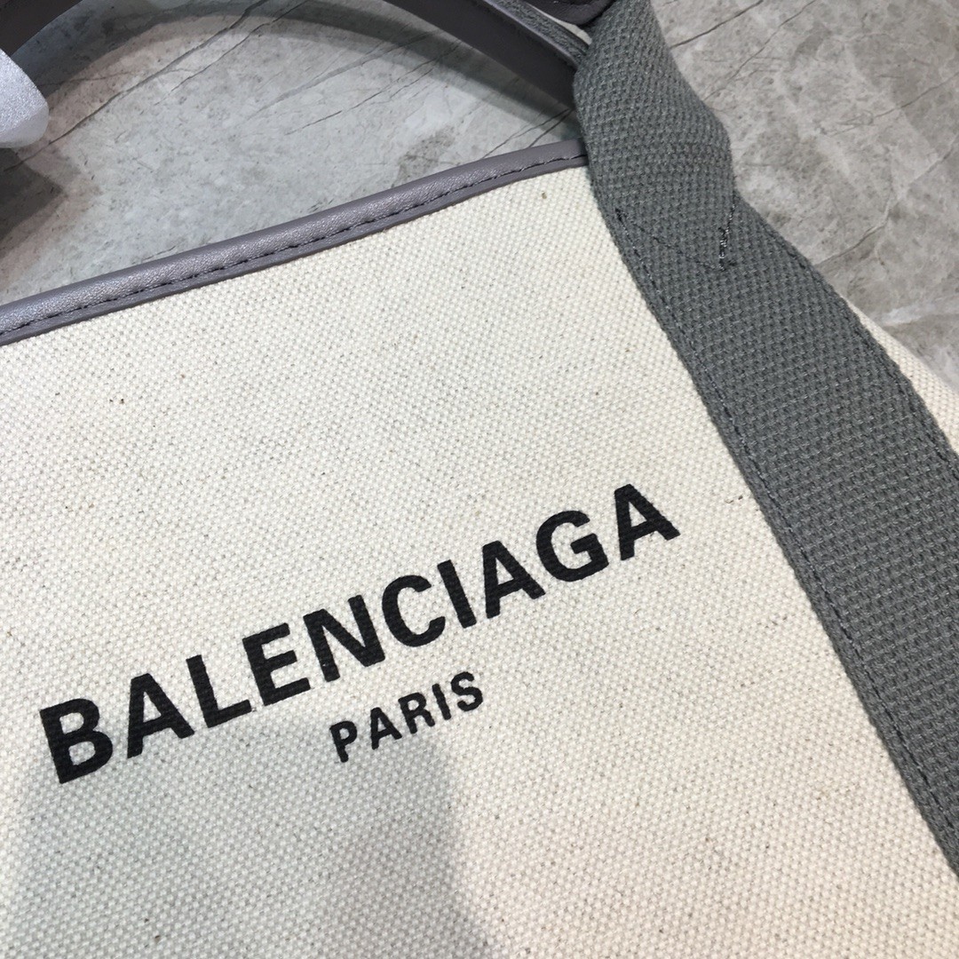 발렌시아가 쇼퍼백