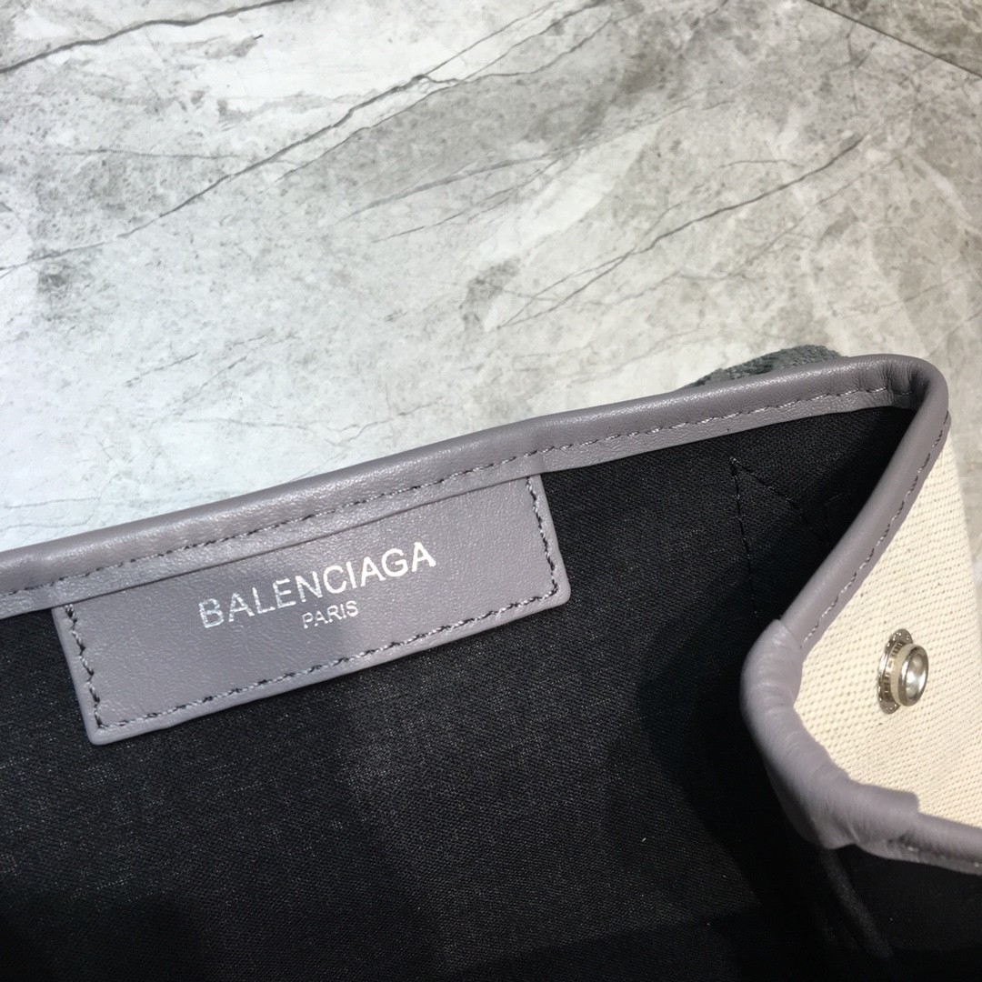 발렌시아가 쇼퍼백