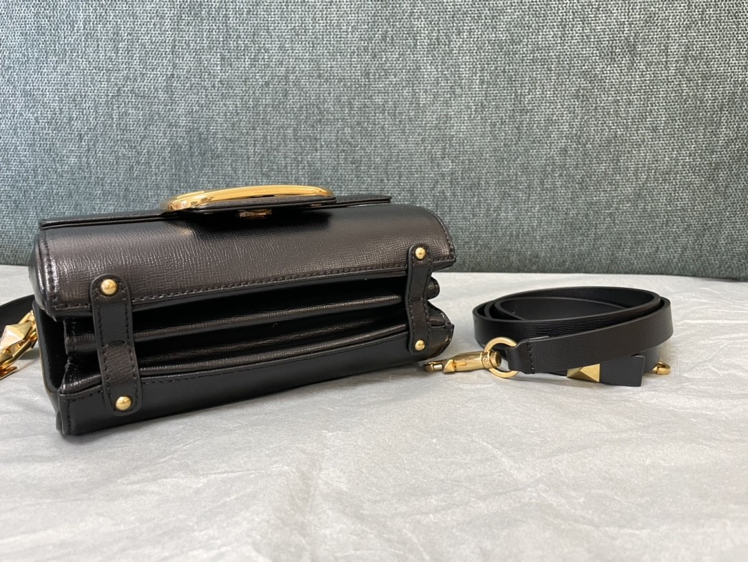 발렌티노 숄더백