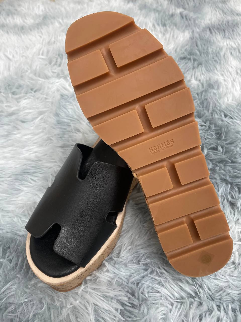 에르메스 이지 웨지 뮬 슬리퍼 샌들 블랙
