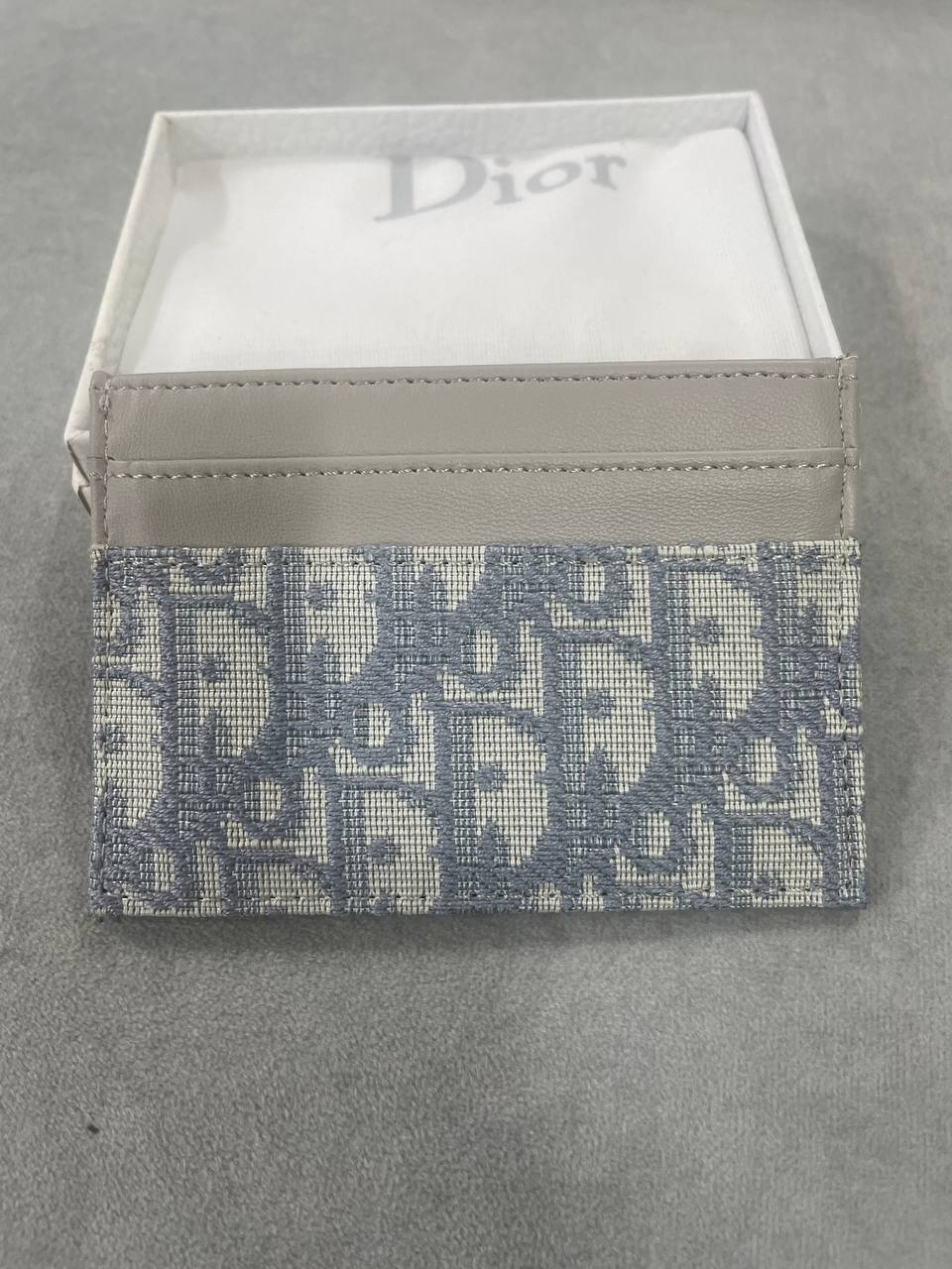 디올 30 Montaigne Freesia 카드 지갑 (블랙,그레이)