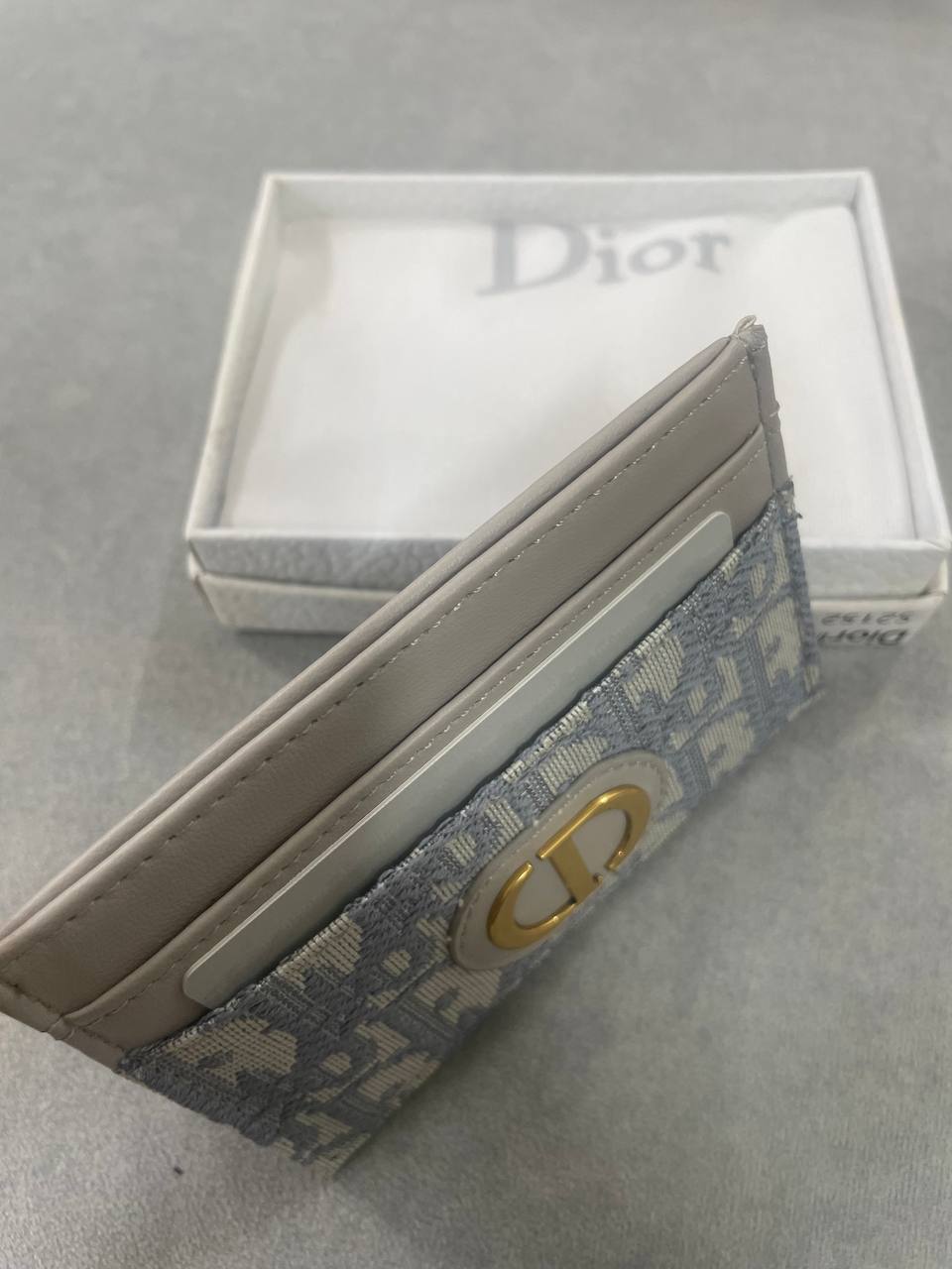 디올 30 Montaigne Freesia 카드 지갑 (블랙,그레이)