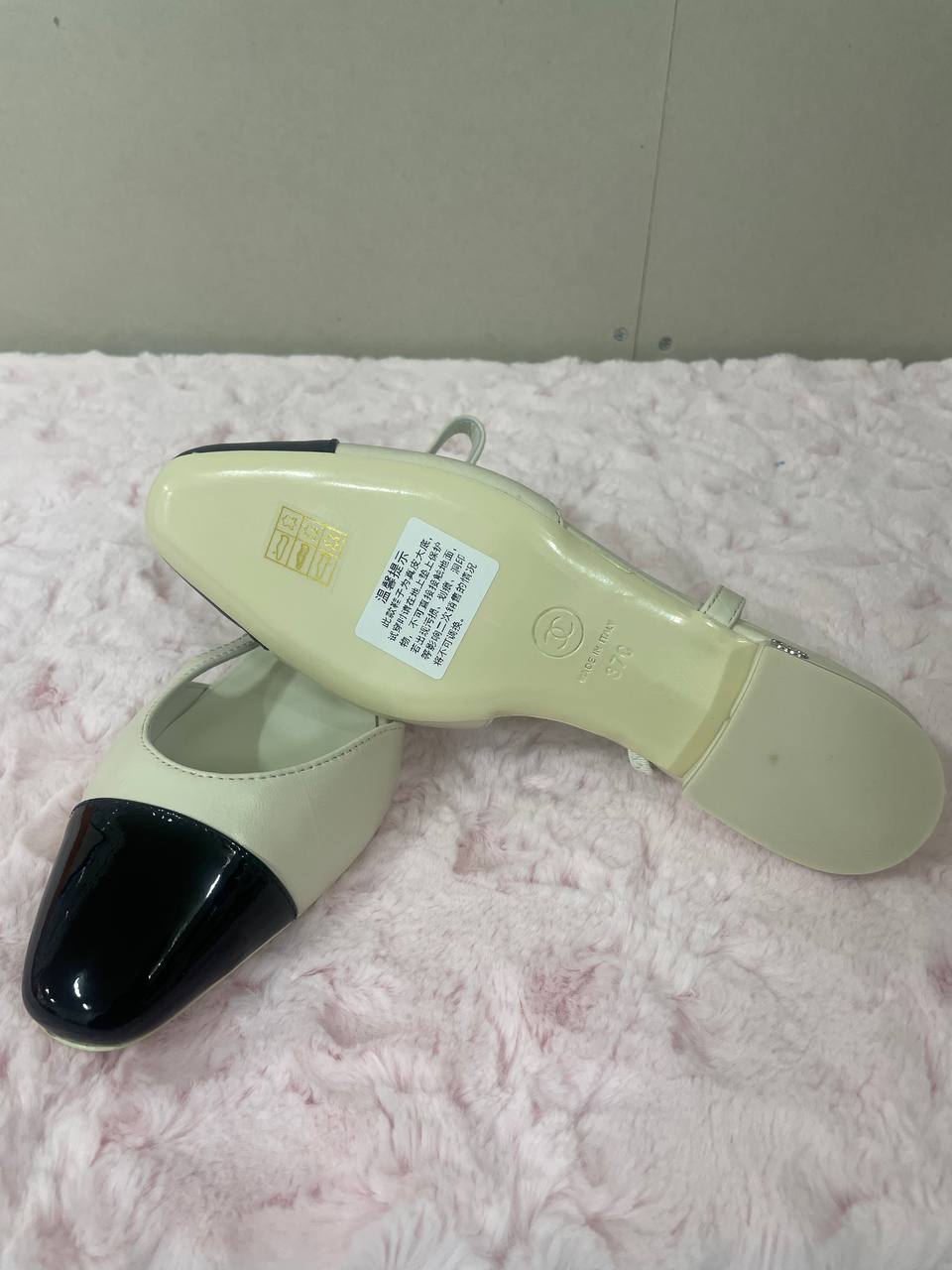 샤넬 투톤 슬링백 로우힐