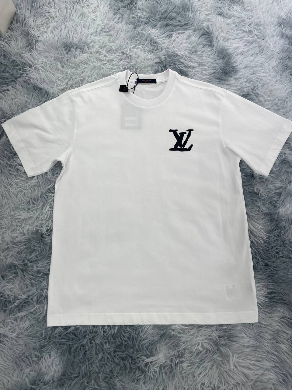 루이비통 티셔츠 화이트,블랙