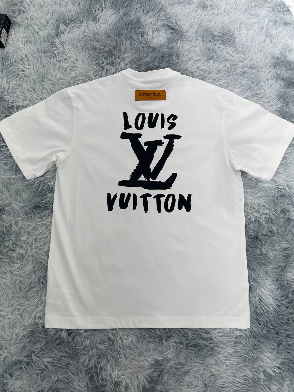 루이비통 티셔츠 화이트,블랙