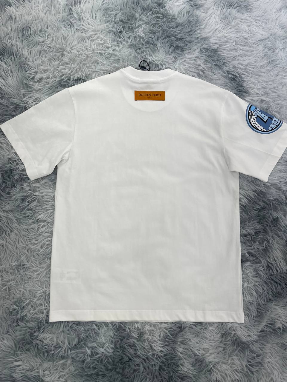 루이비통 티셔츠 화이트,블랙,베이지