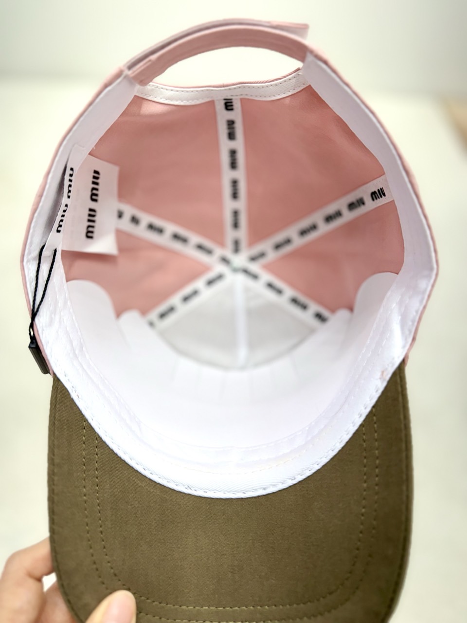 미우미우 볼캡 모자(핑크,크림,화이트)