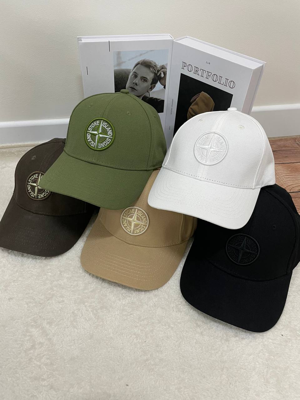 스톤아일랜드 로고 자수 모자(블랙,화이트,브라운,카키,베이지)