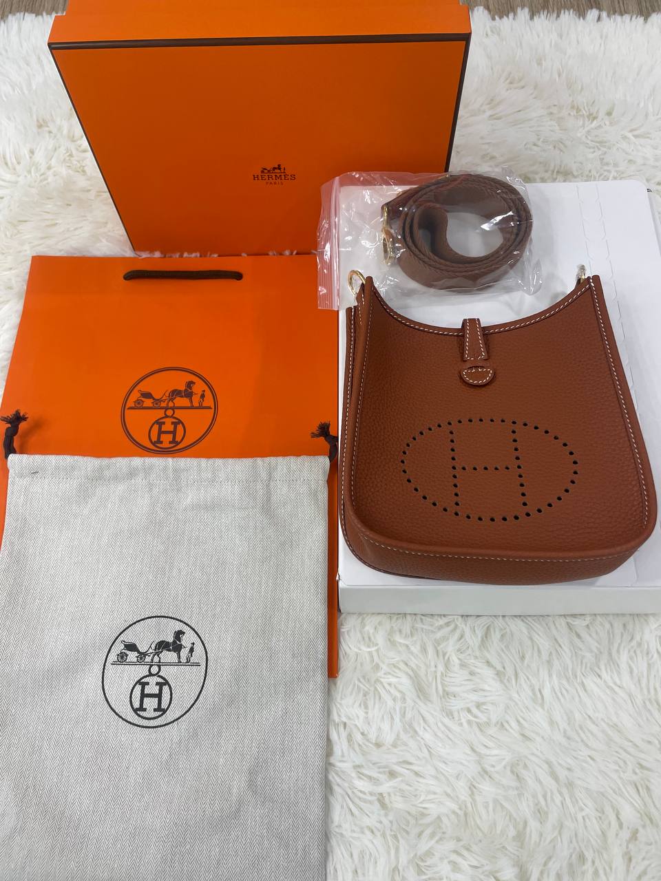 에르메스 에블린 백 (브라운)