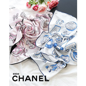 [CHANEL] 샤넬 23SS 달마시안 강아지 CC 로고 스퀘어 실크 스카프