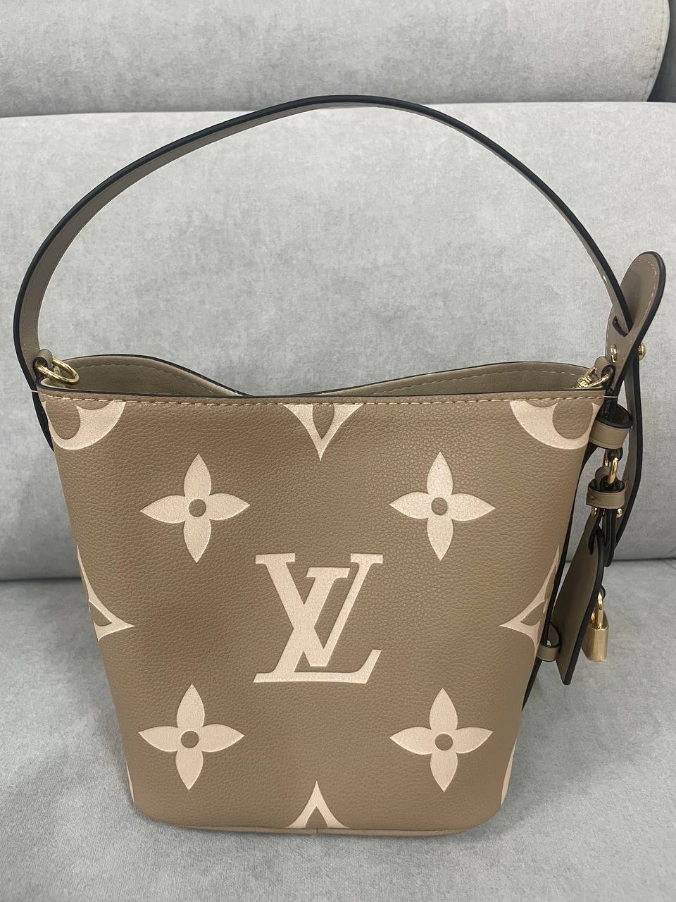 루이비통 올인BB 바이컬러