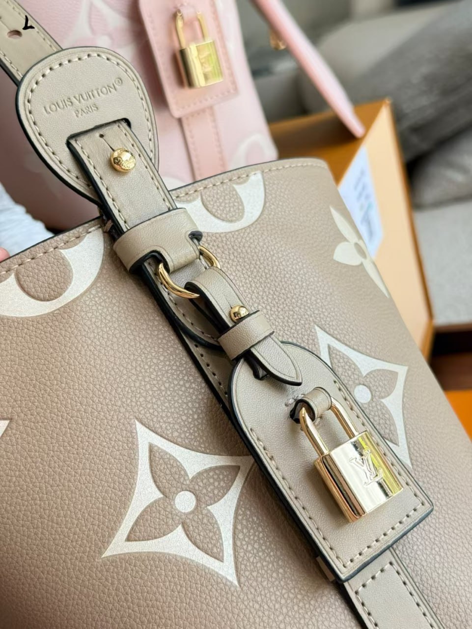 루이비통 올인 BB 바이컬러