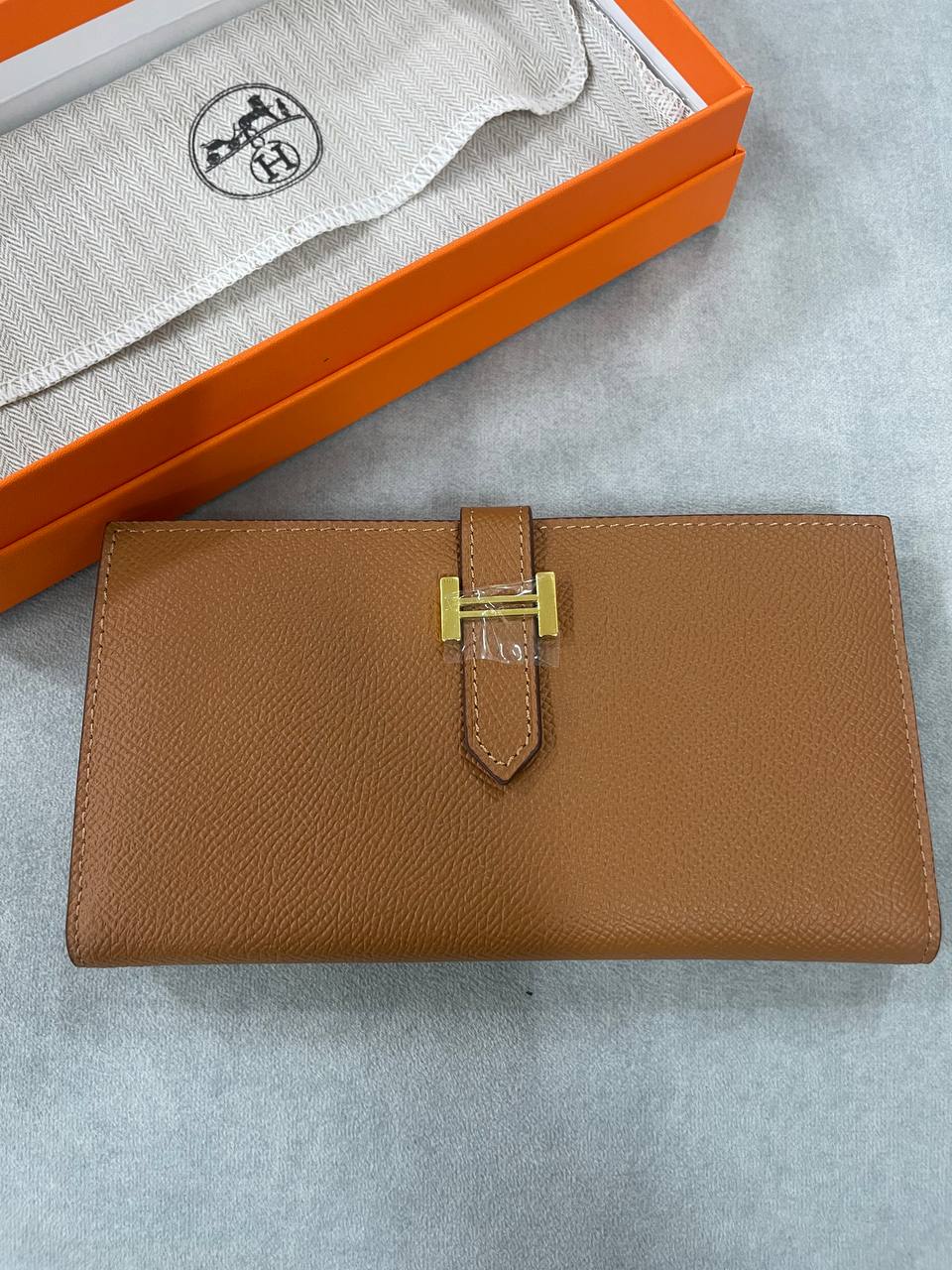 HERMES 에르메스 베안 장지갑
