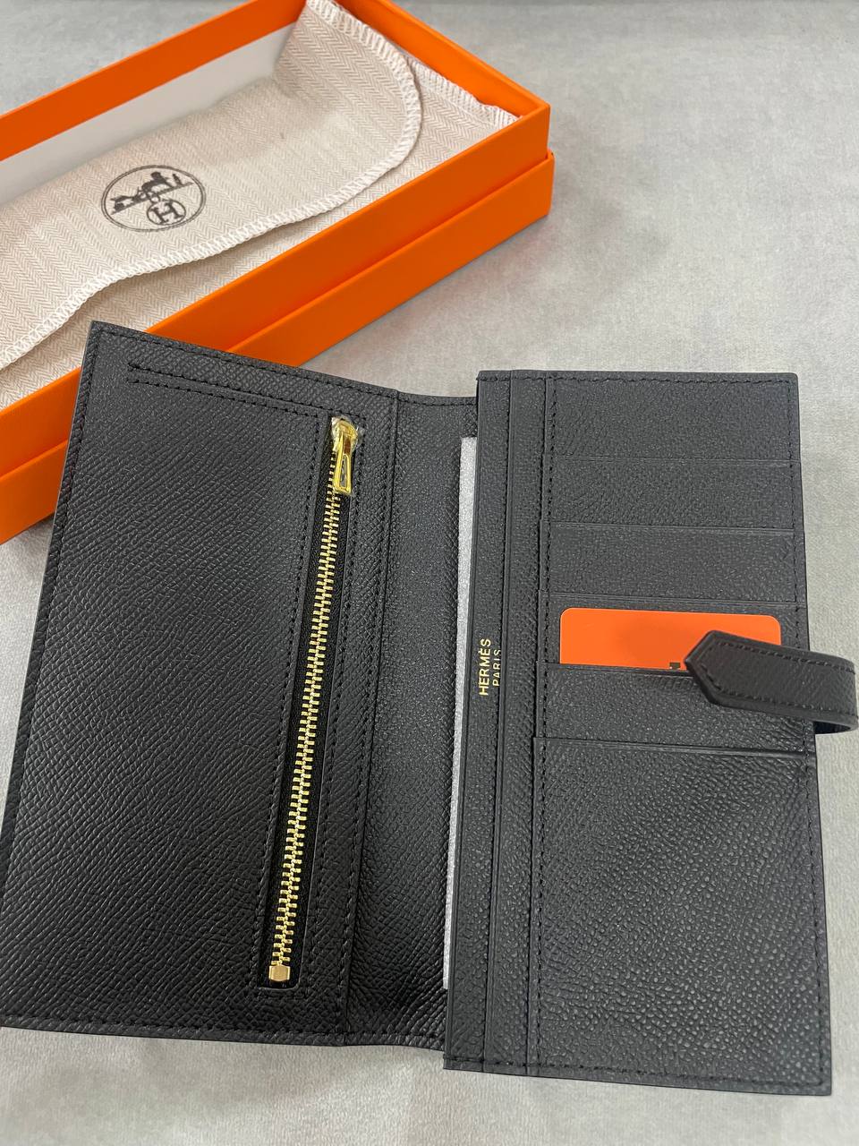 HERMES 에르메스 베안 장지갑
