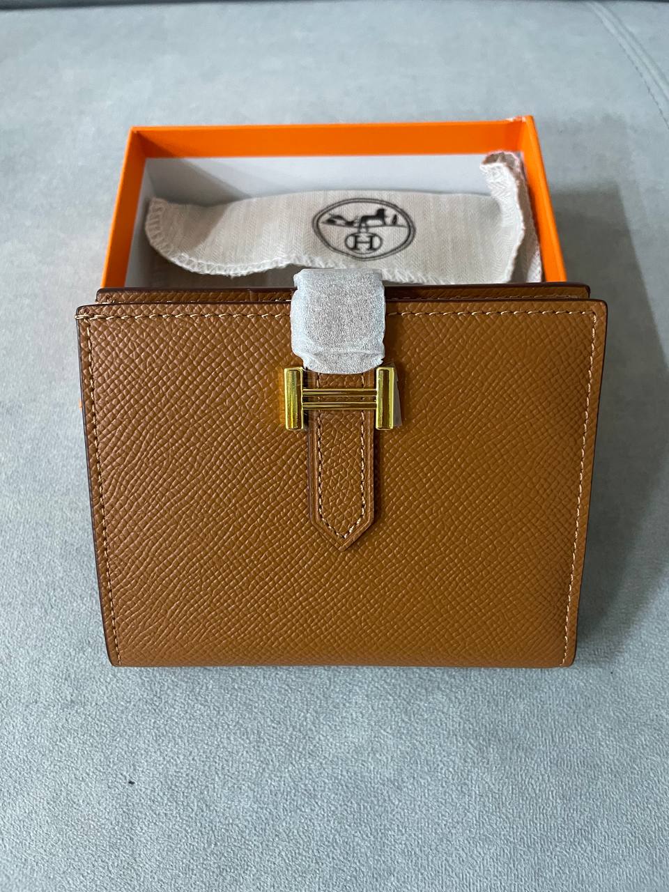 HERMES 에르메스 베안 중지갑