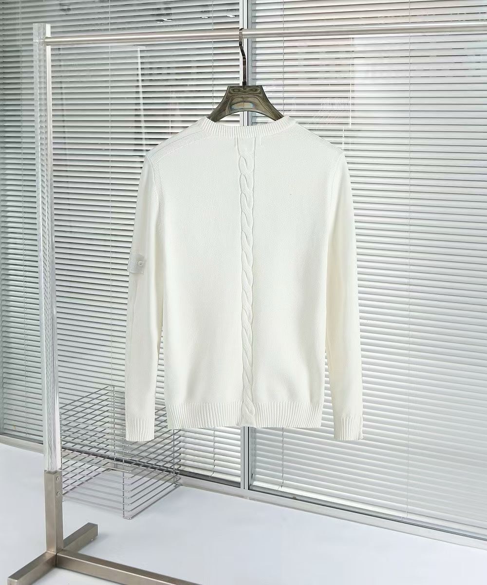 스톤 아일랜드 니트