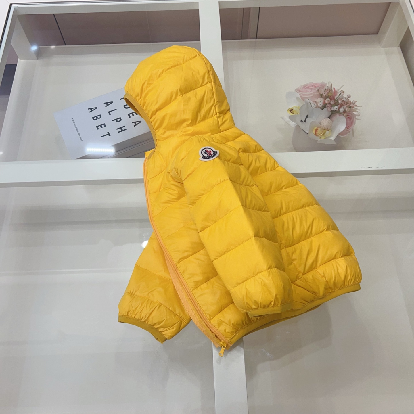 몽클레어 아동 패딩